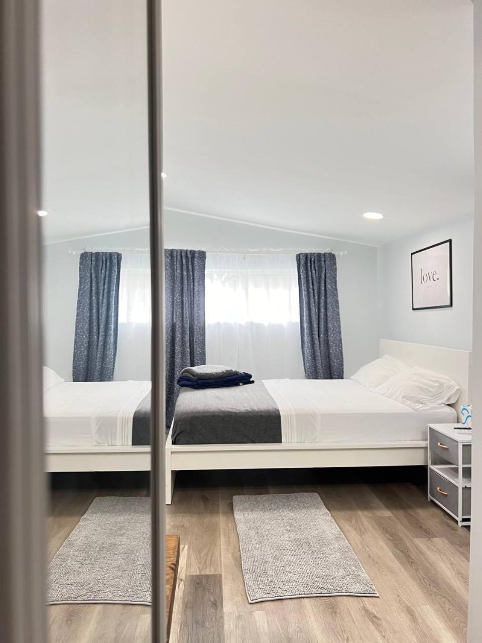 Work, Rest And Play: Wifi, Tv And Backyard Bliss Apartment North Miami Beach Exterior photo